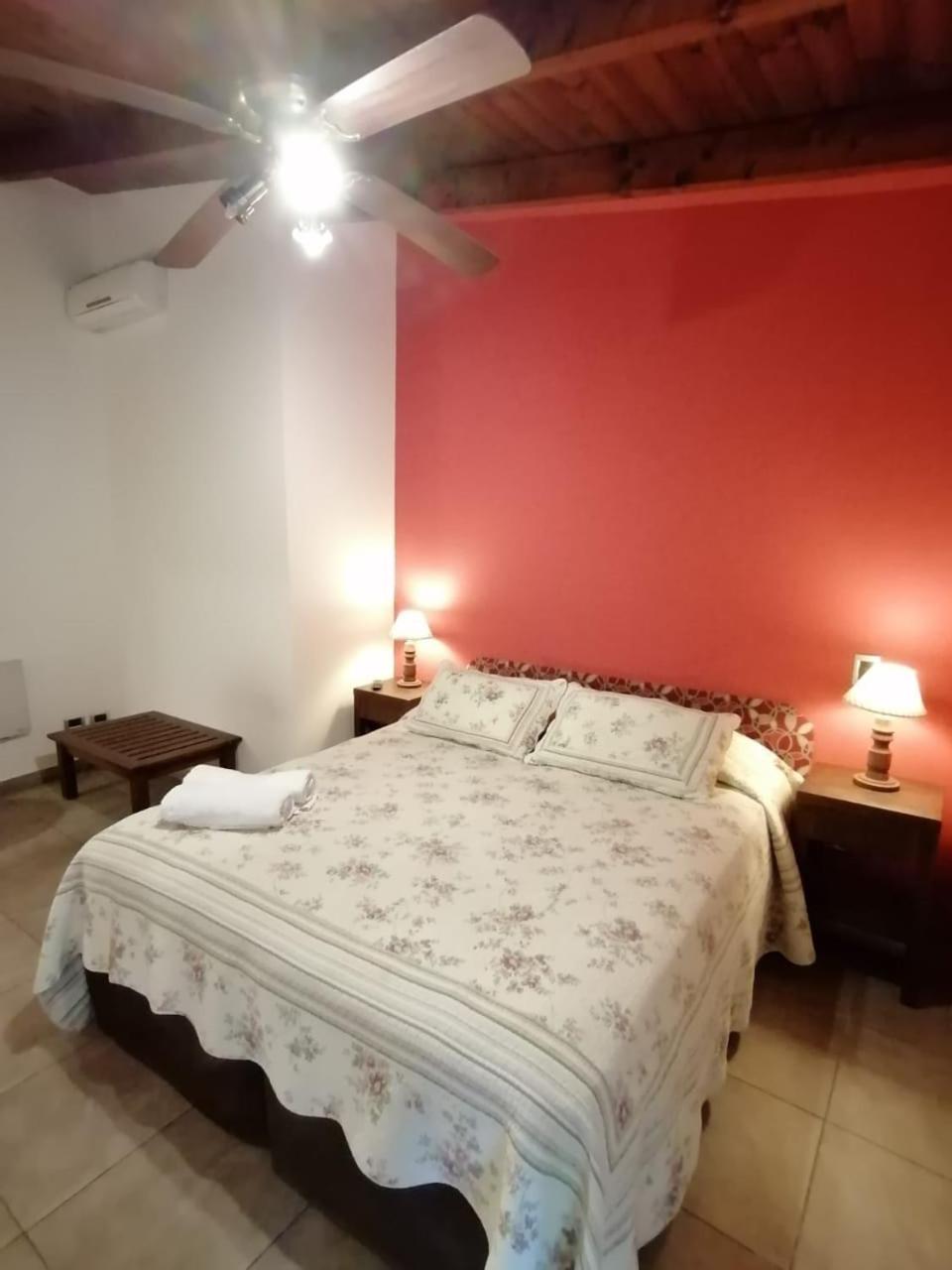 Alamo Hostel & Suites Mendoza Esterno foto